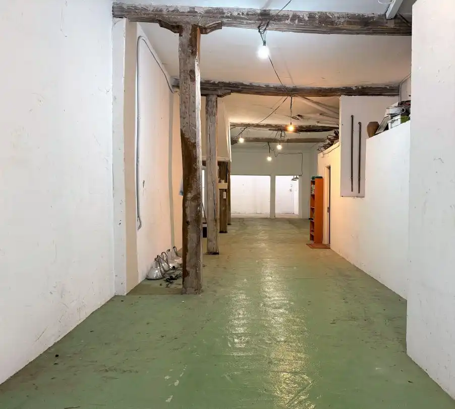 Local comercial en venda a Jauregi Jeneralaren Kalea 12, imagen 2