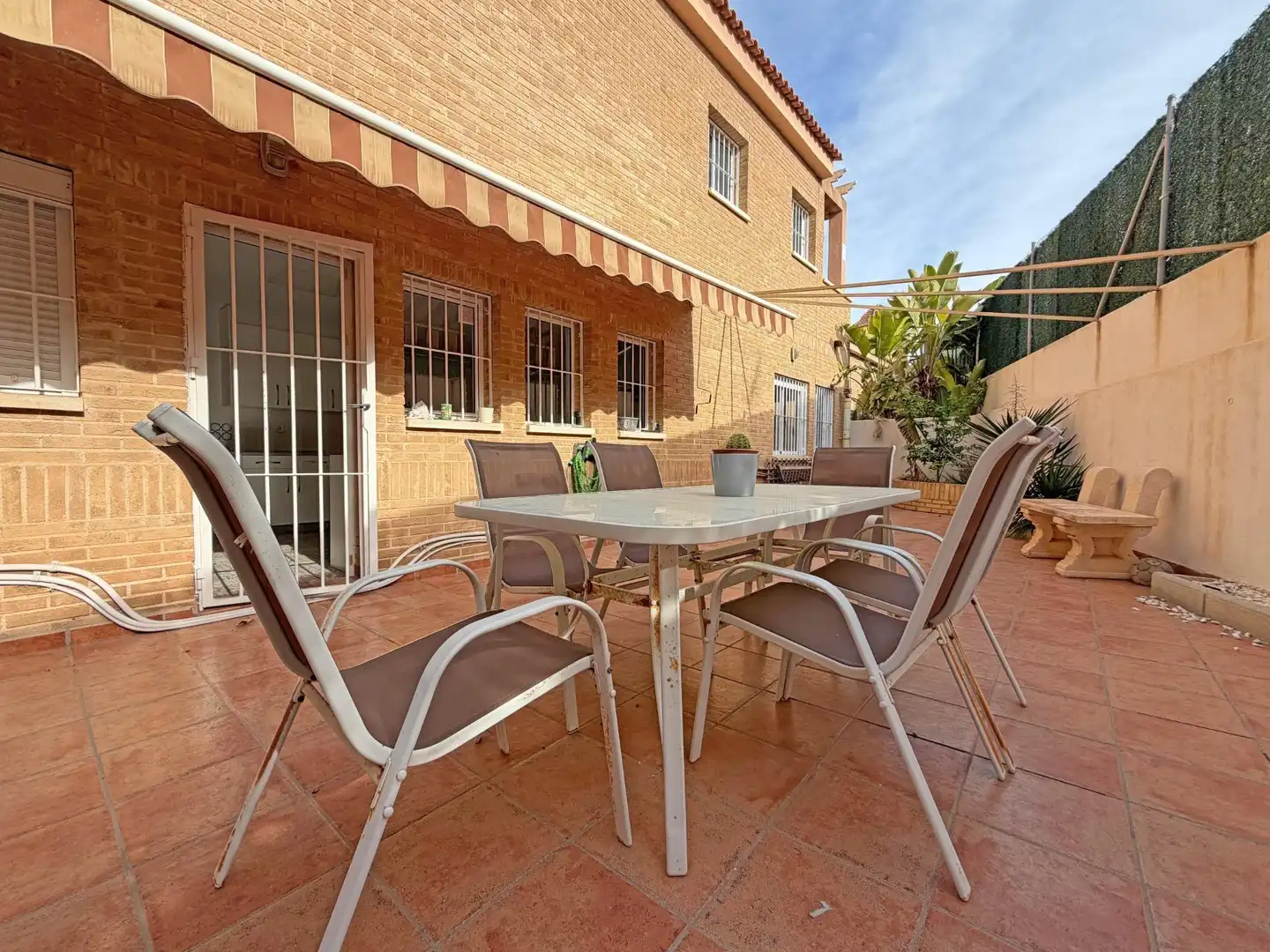 Terrassa de Casa o xalet en venda en Alicante / Alacant amb Calefacció, Jardí privat i Terrassa