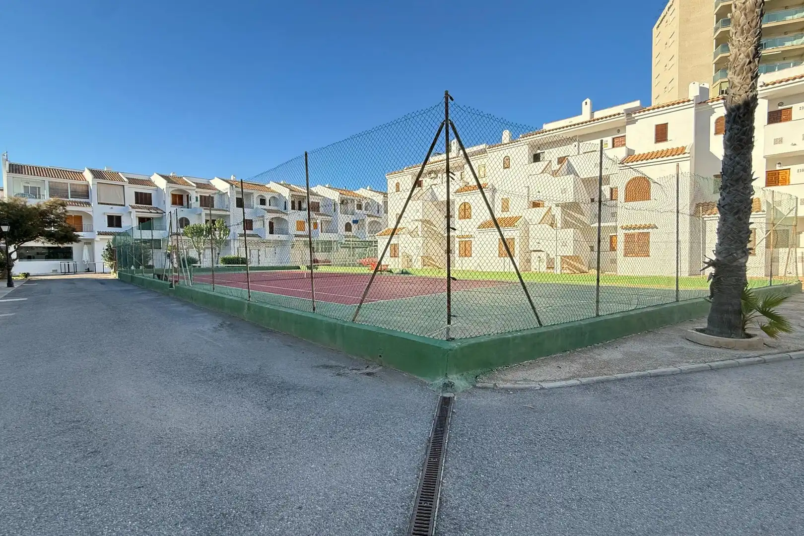 Parkplatz von Wohnung zum Verkauf in La Manga del Mar Menor mit Terrasse, Möbliert und Gemeinschaftspool