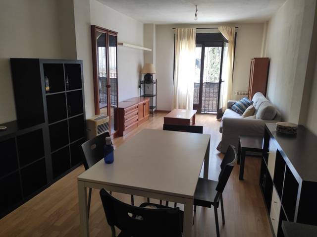Piso en Venta en Navalagamella