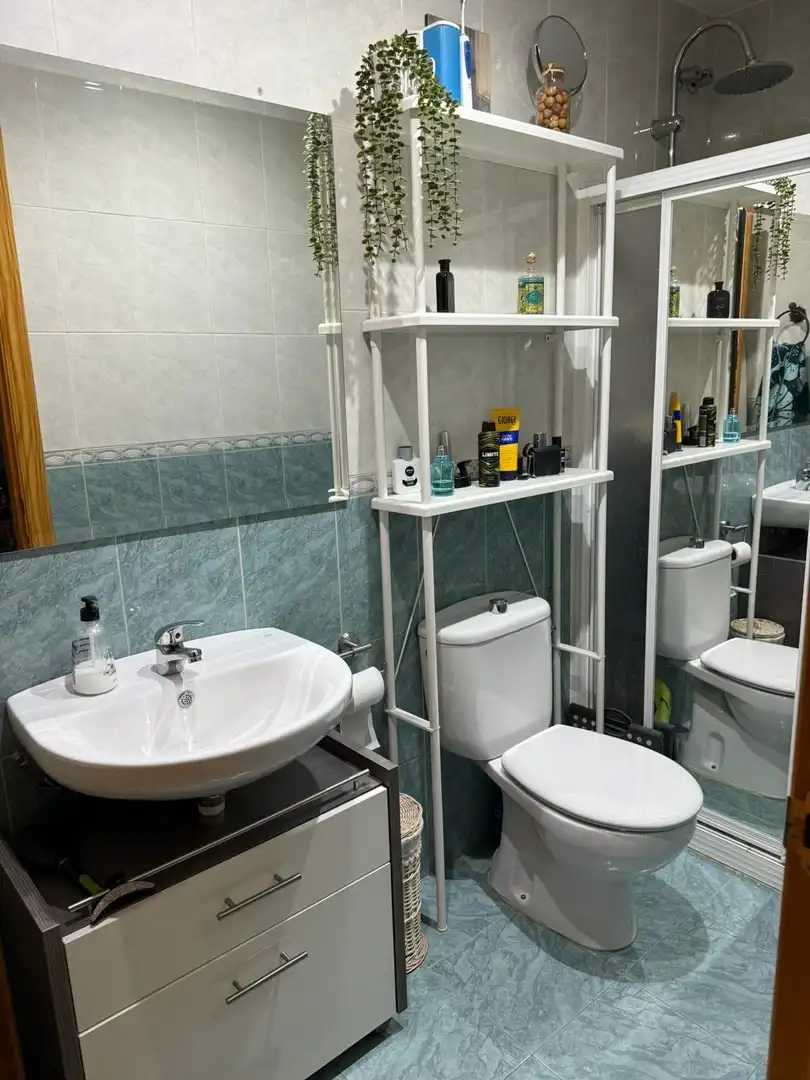 Bathroom of Detached homes for sale in Argamasilla de Calatrava  with Air Conditioner, Heating and Private garden