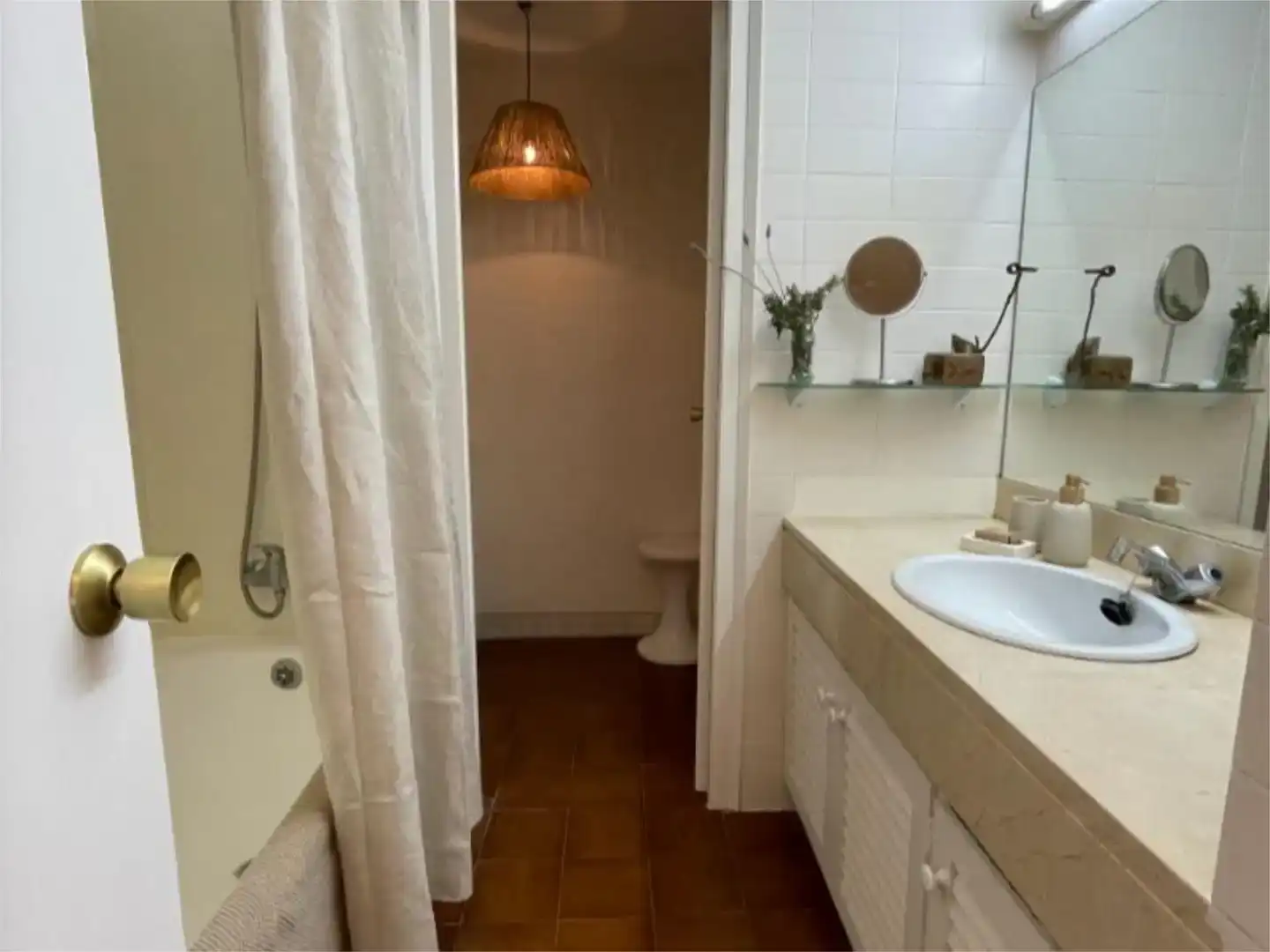 Badezimmer von Garage zum Verkauf in Begur