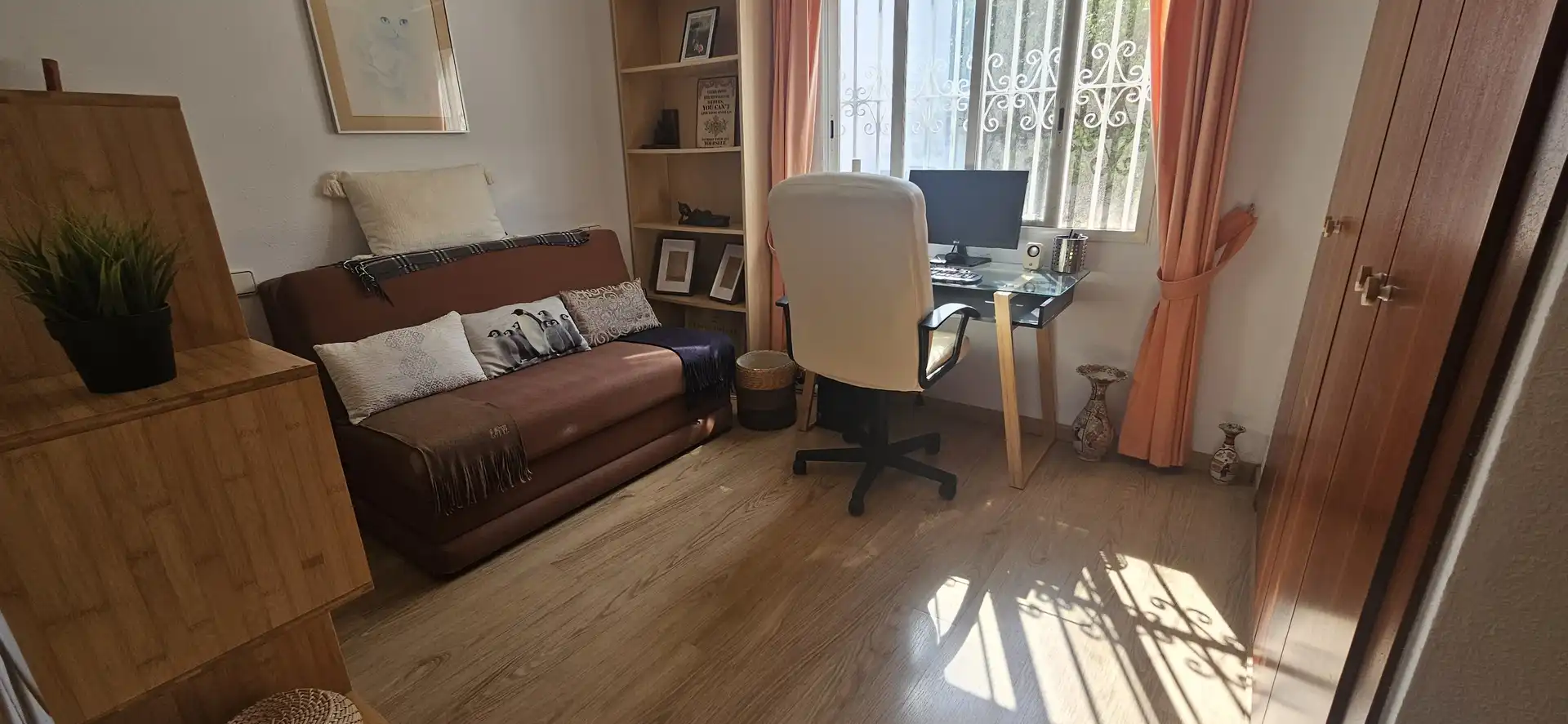 Schlafzimmer von Einfamilien-Reihenhaus zum Verkauf in L'Alfàs del Pi mit Abstellraum, Schwimmbad und Möbliert