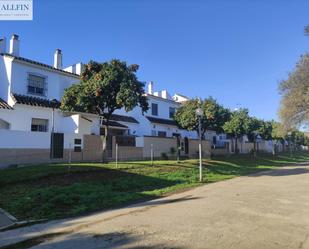 Exterior view of Single-family semi-detached for sale in Jerez de la Frontera  with Air Conditioner and Terrace