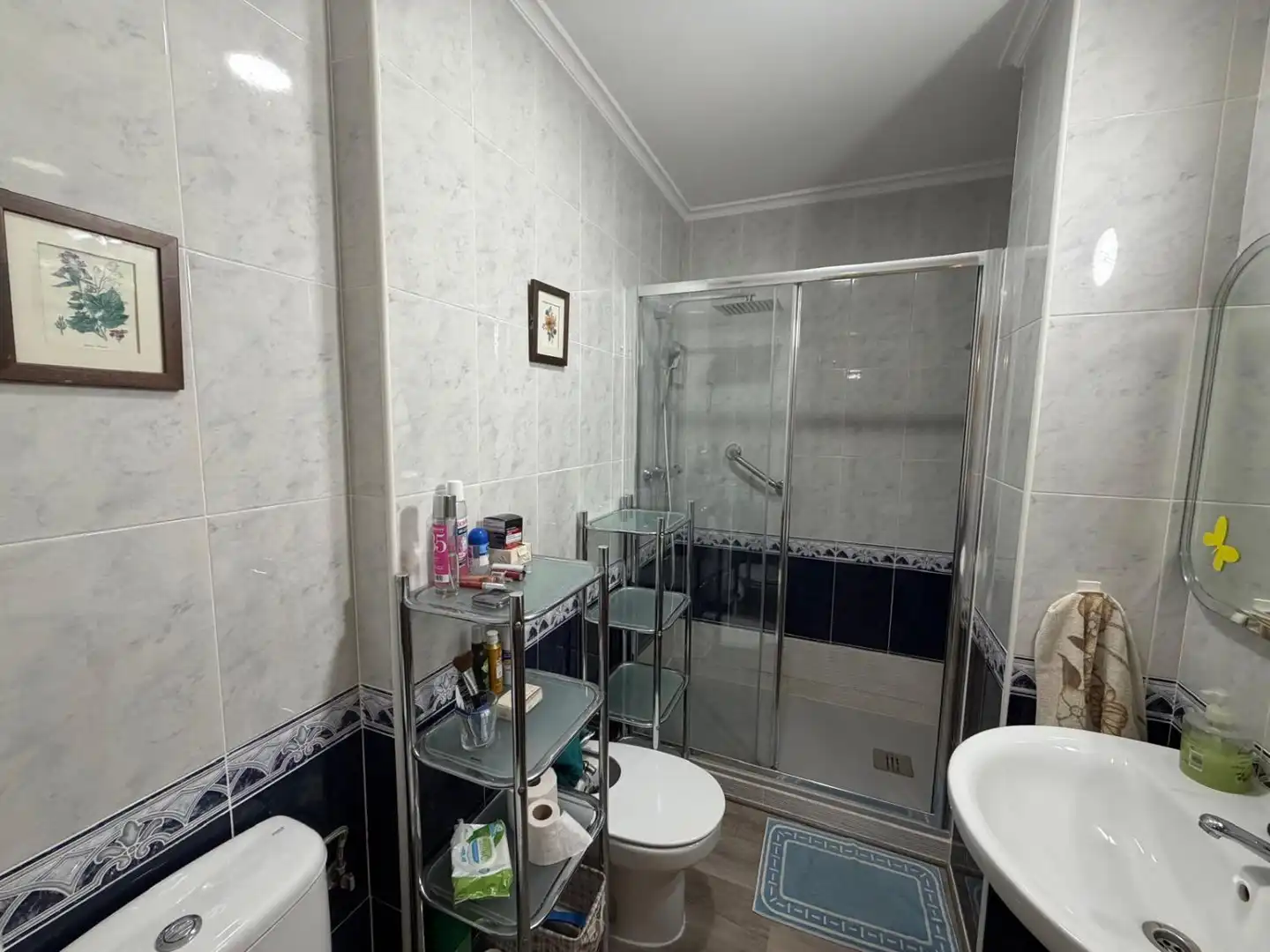 Bathroom of Flat for sale in Bareyo  with Heating, Parquet flooring and Terrace