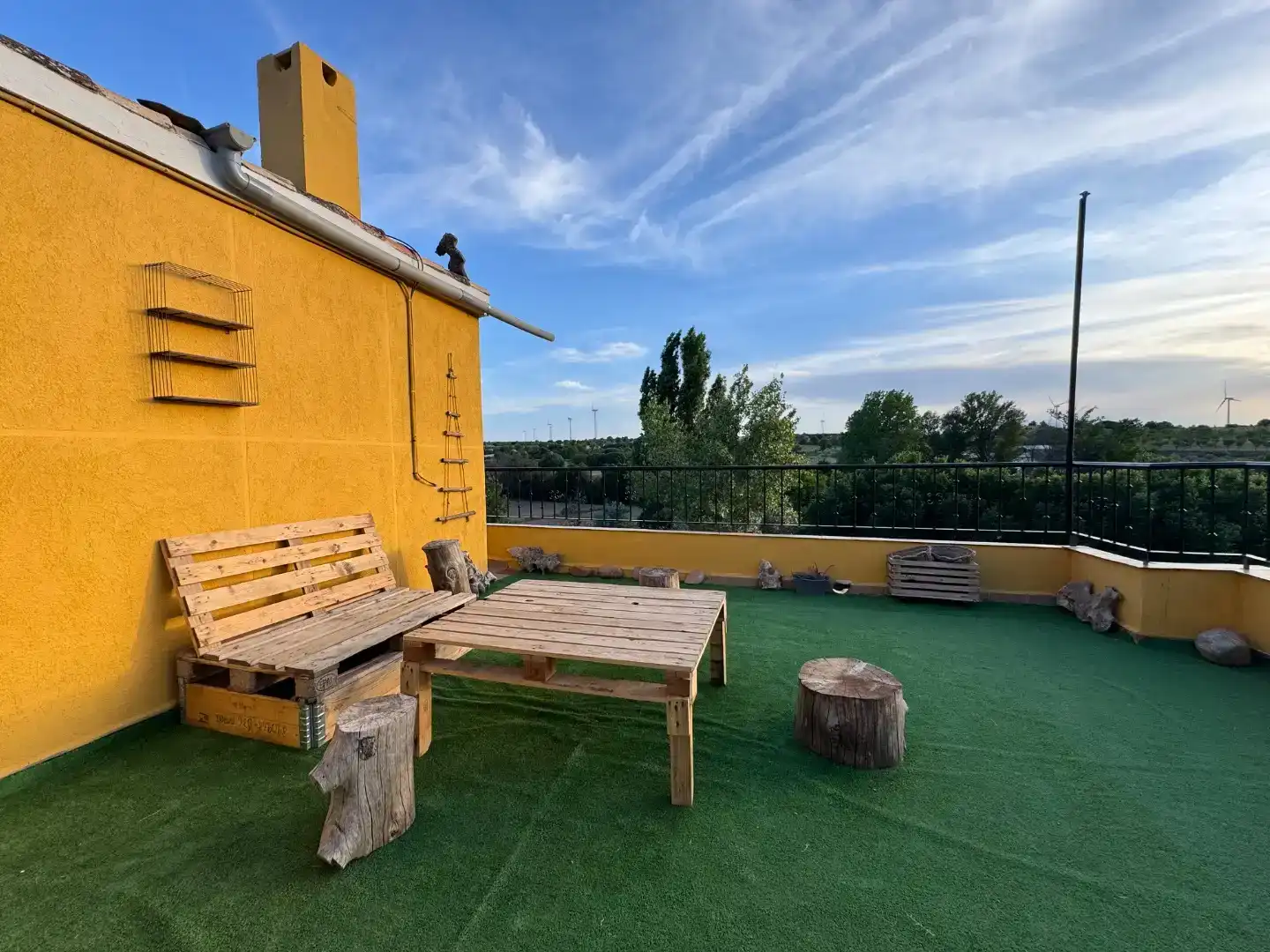 Terrace of Flat for rent in Munera  with Air Conditioner, Swimming Pool and Balcony
