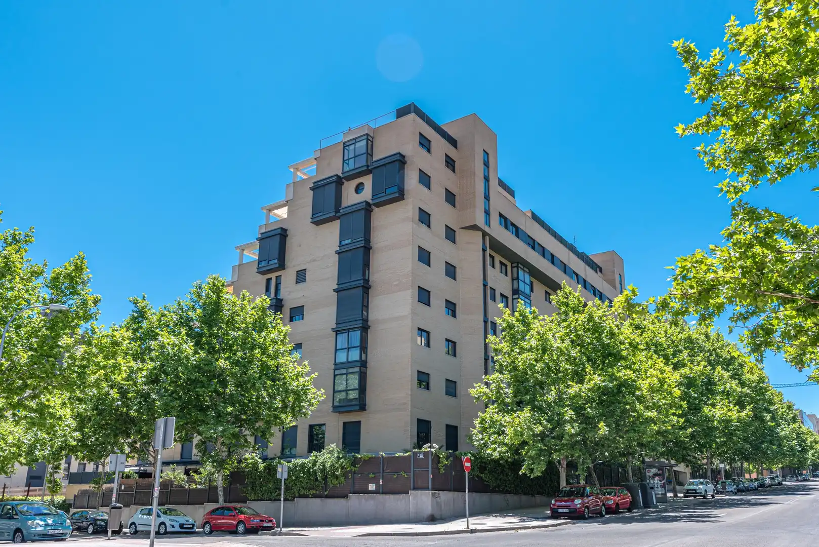Vista exterior de Piso en venta en Madrid con Trastero