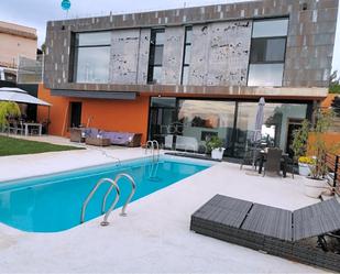Swimming pool of House or chalet to rent in Casinos  with Terrace and Swimming Pool