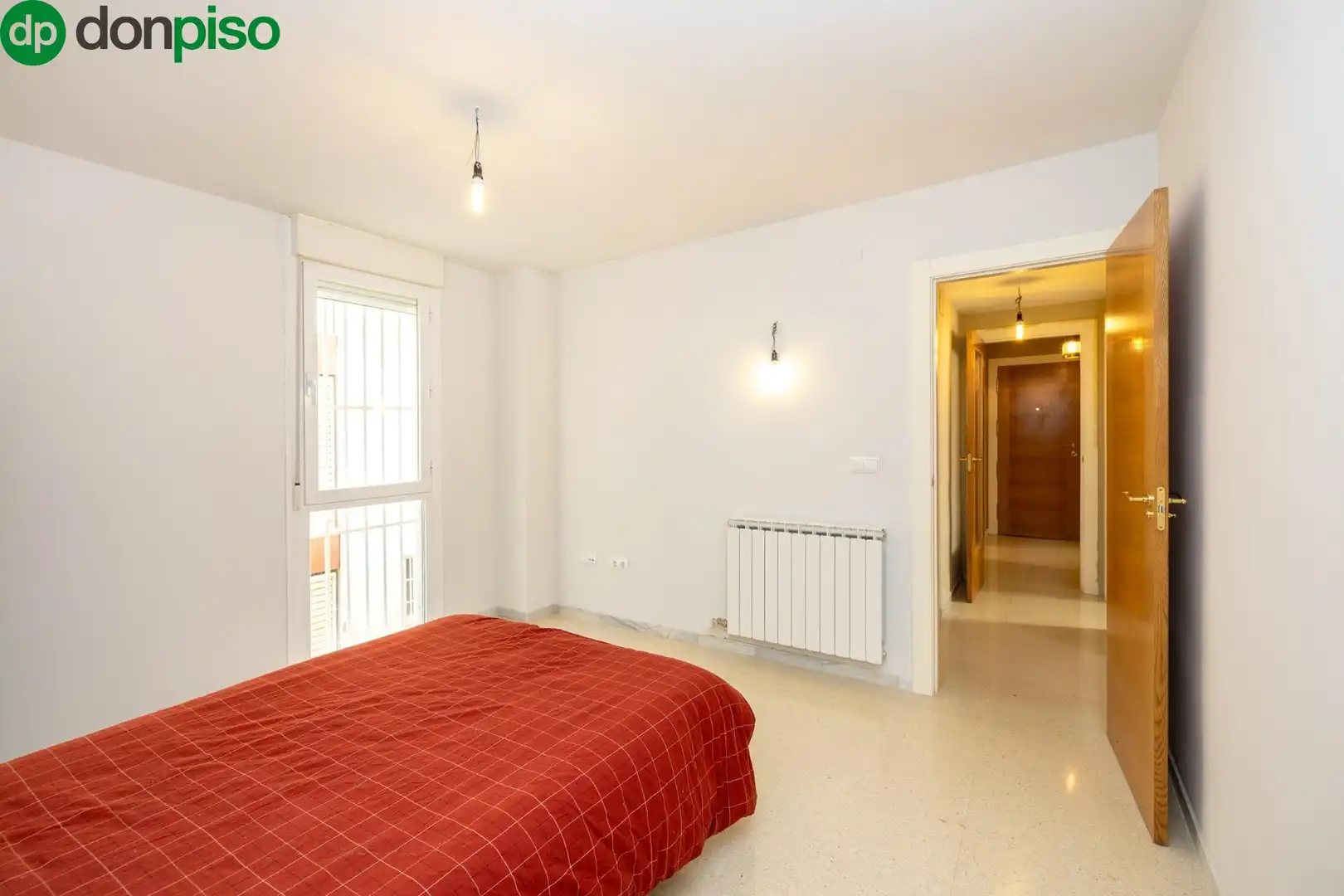 Bedroom of Flat for sale in Granada