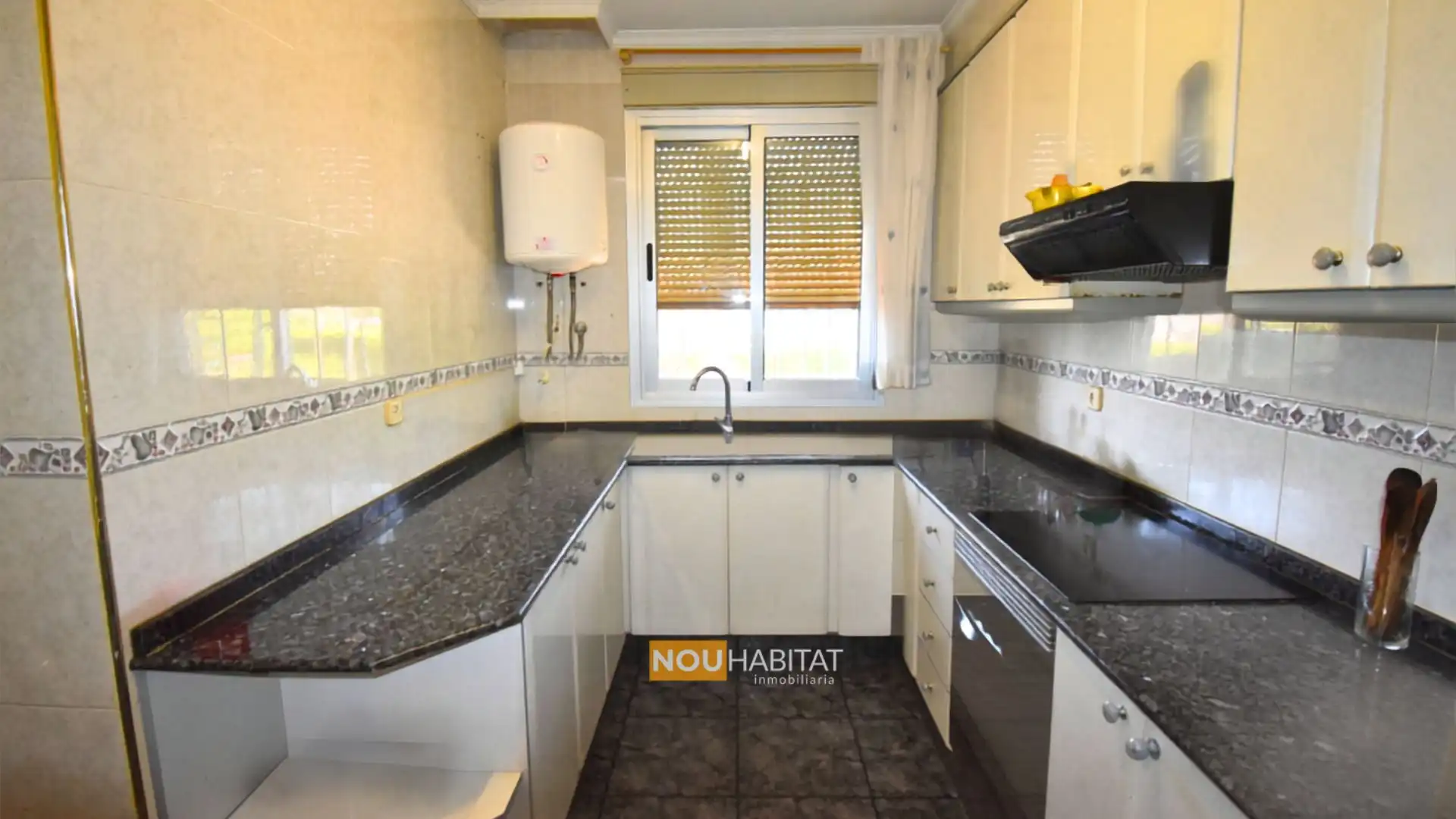 Detached house with terrace for sale in Montserrat, imagen 11