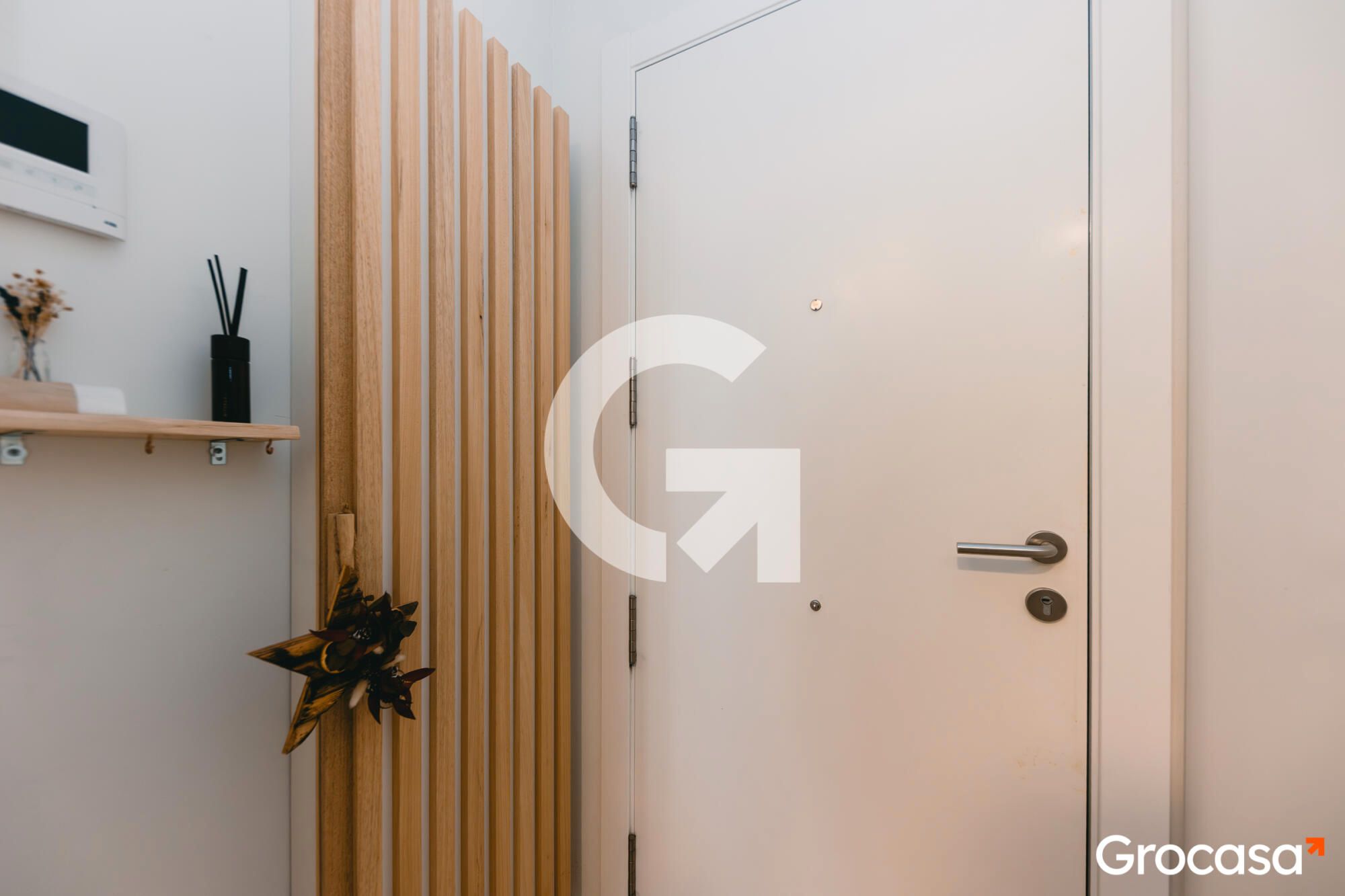 Flat for sale in  Barcelona Capital  with Air Conditioner, Heating and Oven