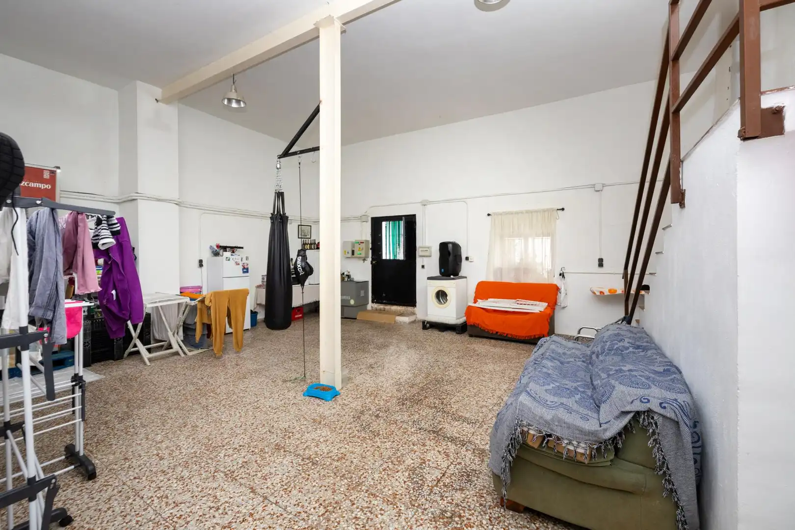 Local en venta en Huélago