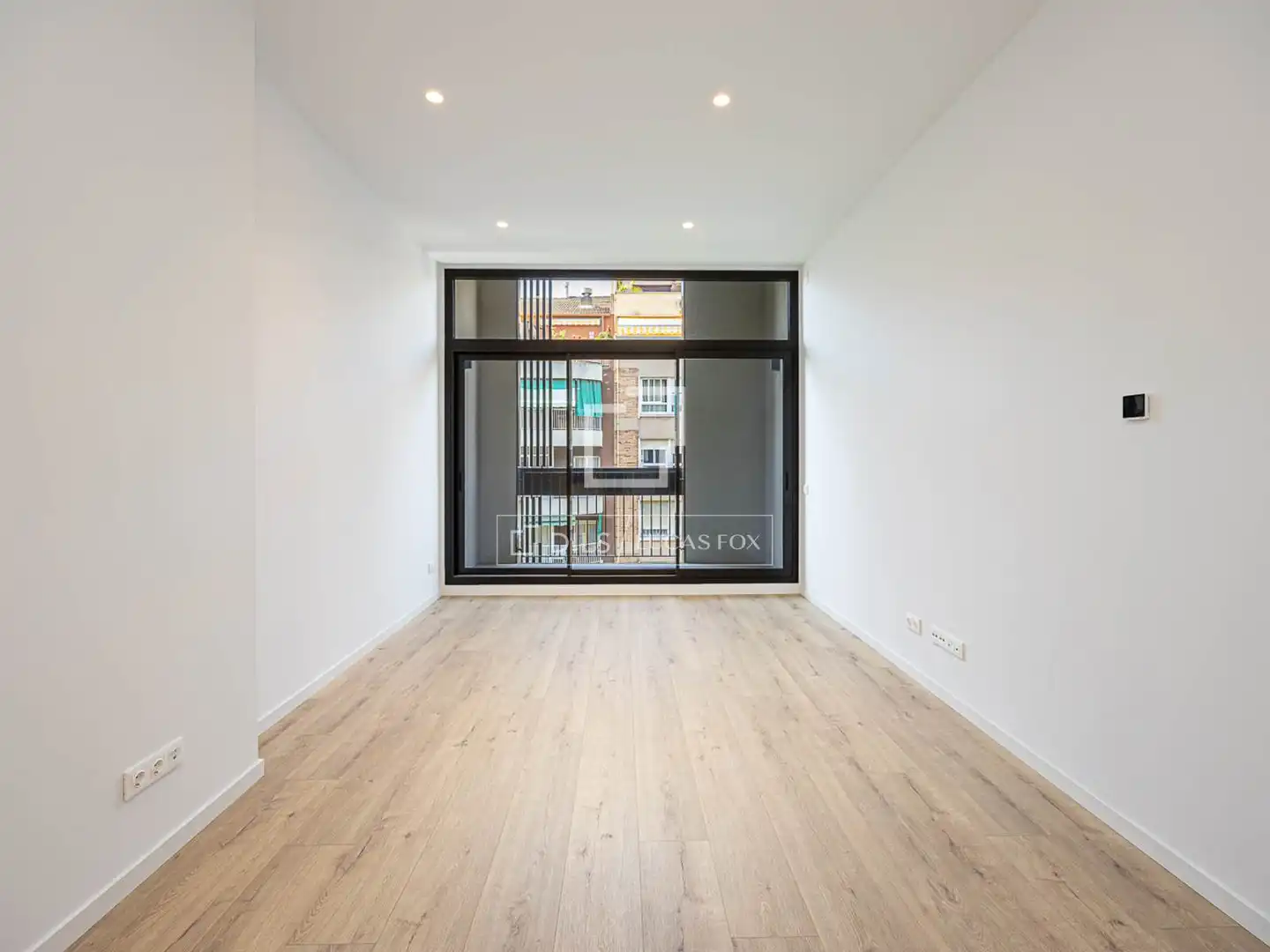 Piso en venta en Barcelona con Aire acondicionado, Calefacción y Terraza