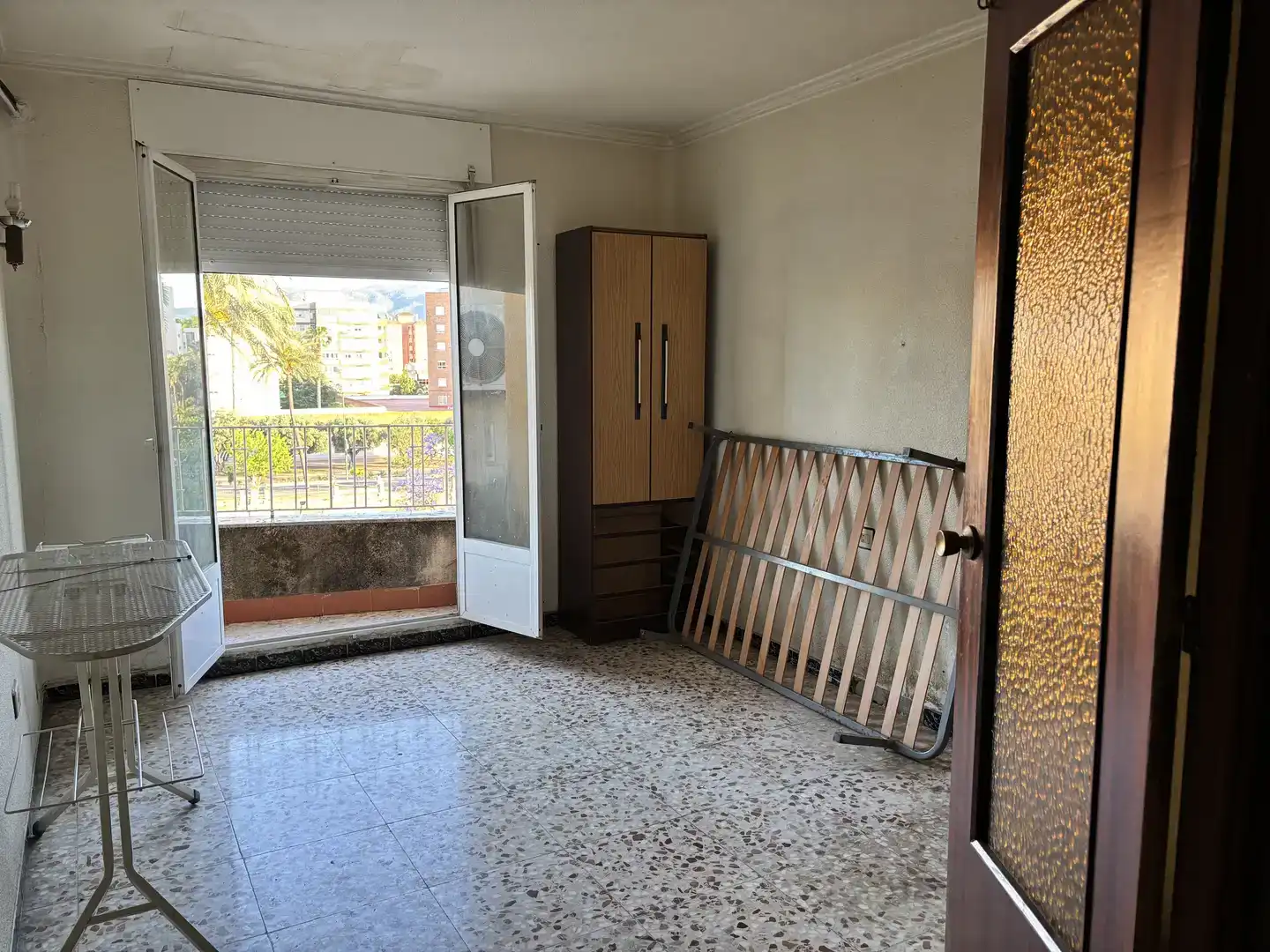 Dormitori de Pis en venda en  Murcia Capital amb Balcó