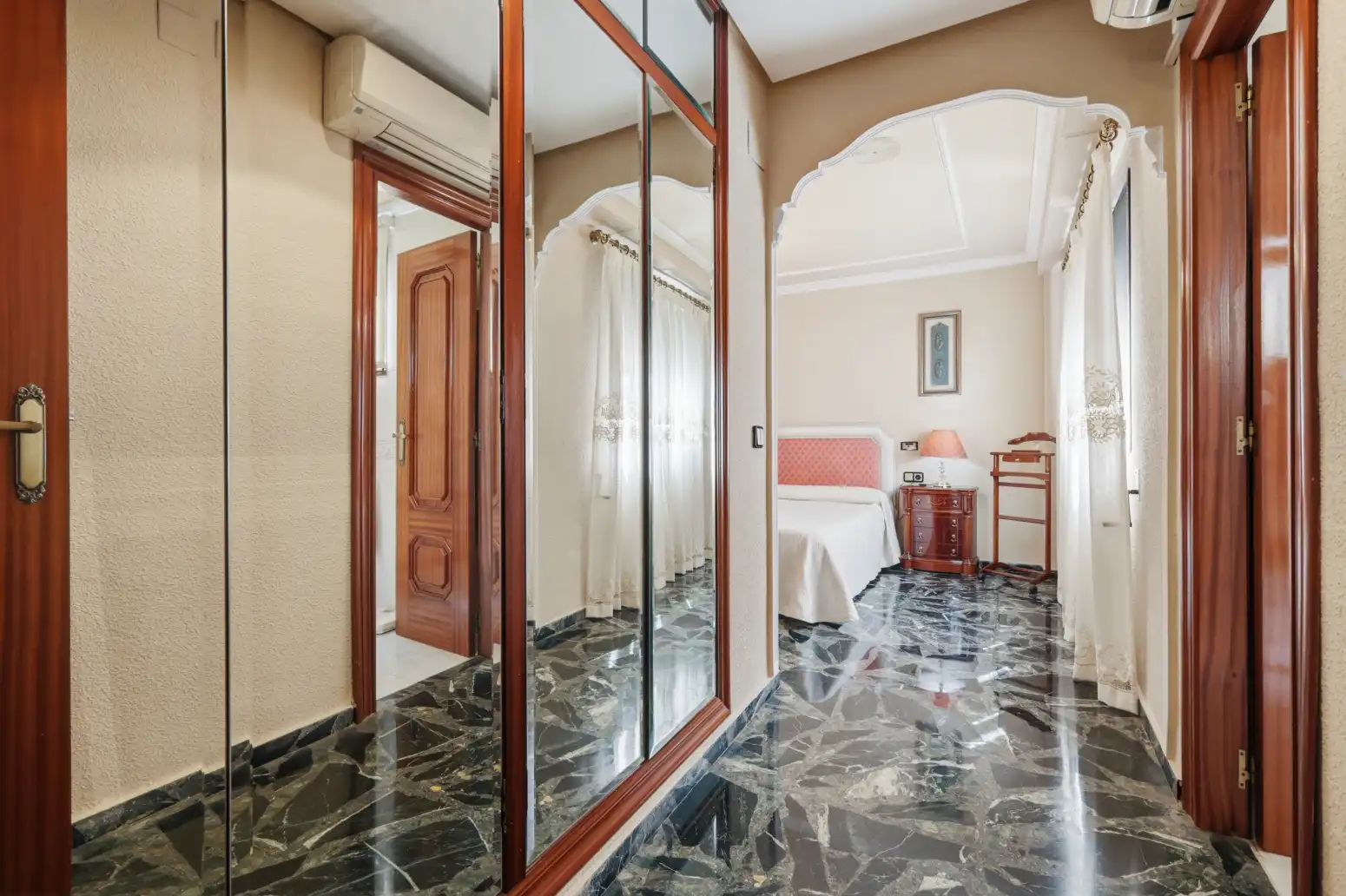 Casa o chalet en venta en Alaquàs con Aire acondicionado, Terraza y Trastero