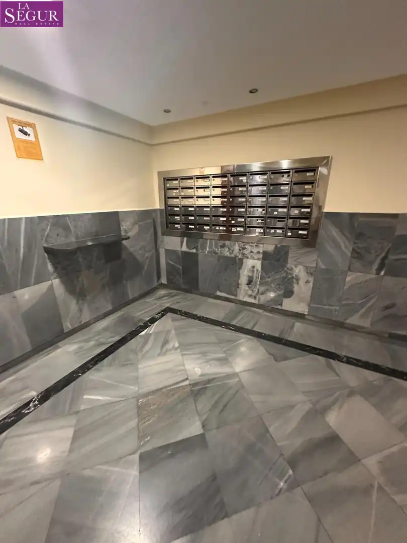 Piso en venta en Cádiz con Calefacción