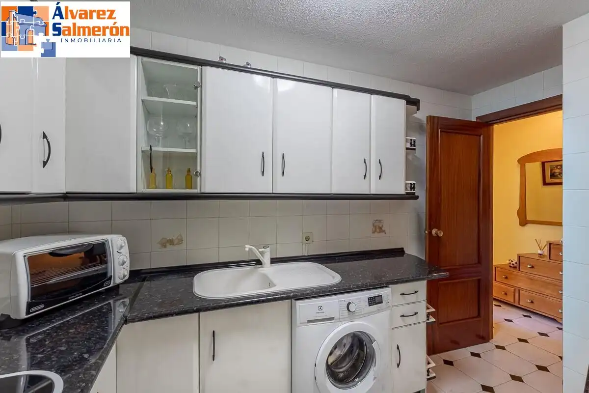 Wohnung mit Aufzug zum Verkauf in Calle de Velimar, imagen 7