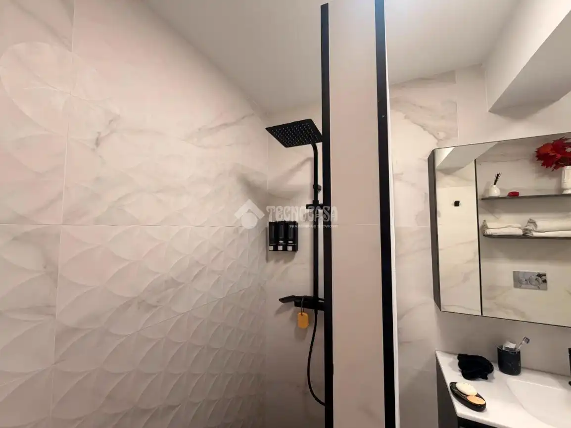 Baño de Piso en venta en Bilbao  con Calefacción, Amueblado y Balcón