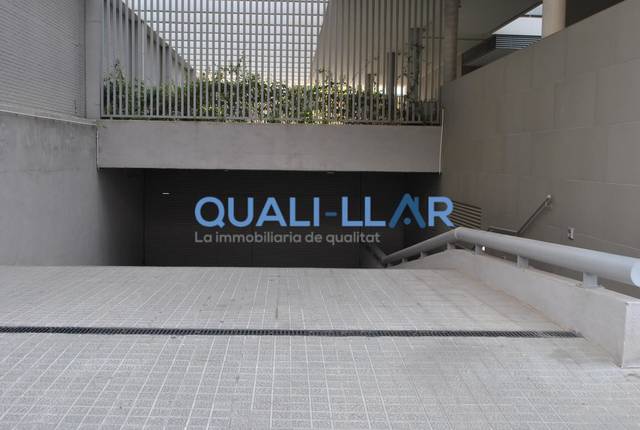 Garaje en Alquiler en General Manso en Roses - Castellbell