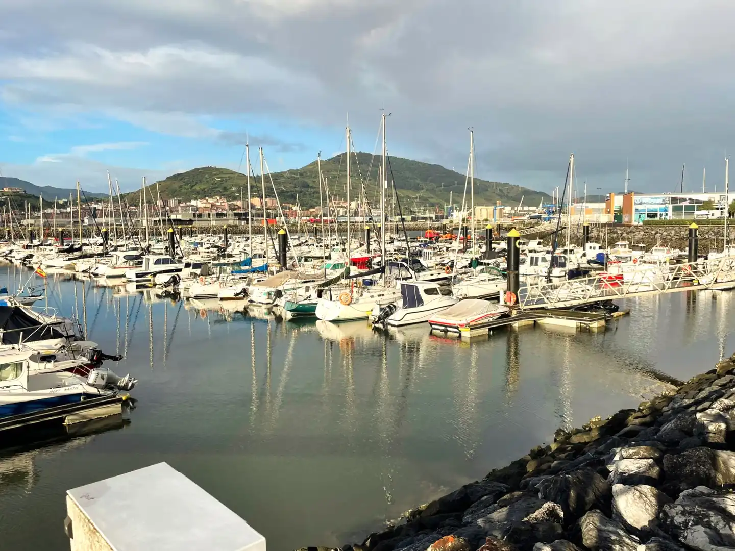 Exterior view of Flat for sale in Getxo   with Heating, Terrace and Storage room