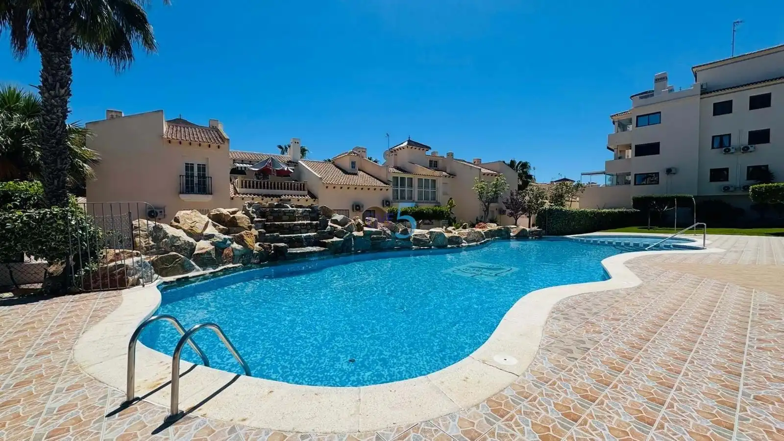 Terraced house with terrace for sale in Orihuela Costa, imagen 2