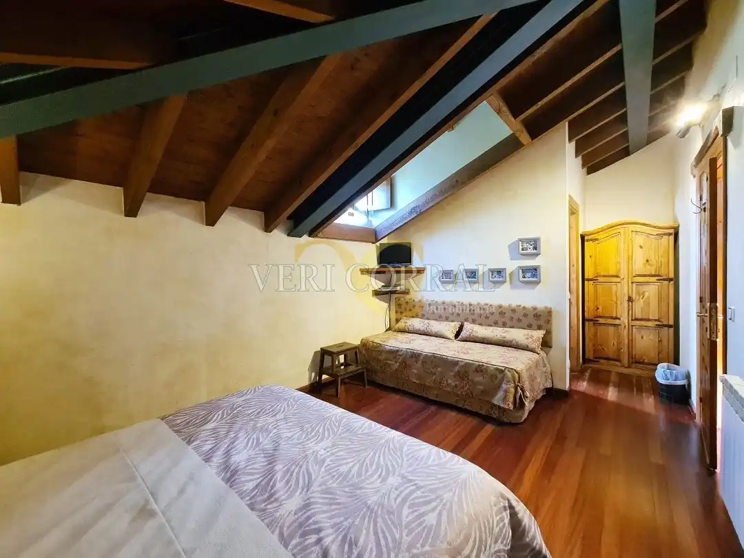 Bedroom of Buildings for sale in Cangas de Onís