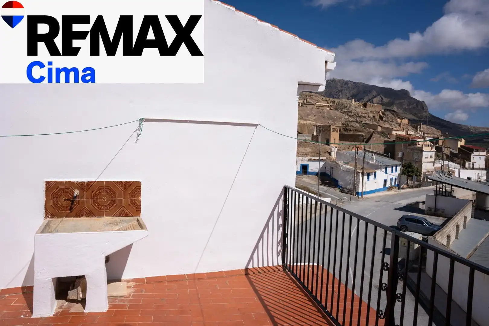 Exterior view of Houses for sale in Zújar  with Air Conditioner, Heating and Furnished