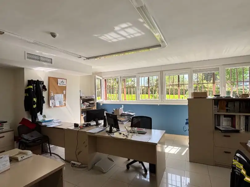 Büro zum Verkauf in Ciudad Lineal