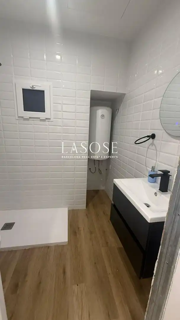 Baño de Apartamento en venta en Barcelona