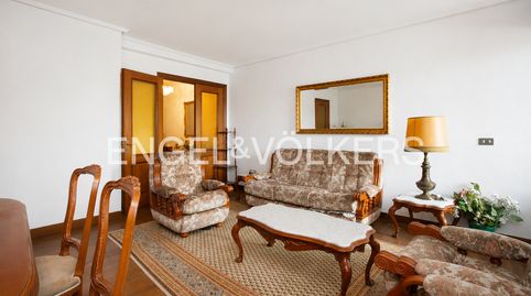 Foto 2 de Piso en venta en San Pedro de Deusto - La Ribera, Bilbao