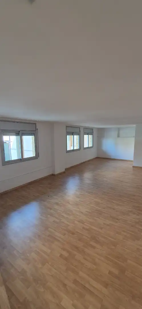 Wohnzimmer von Geschaftsraum zum Verkauf in Esplugues de Llobregat