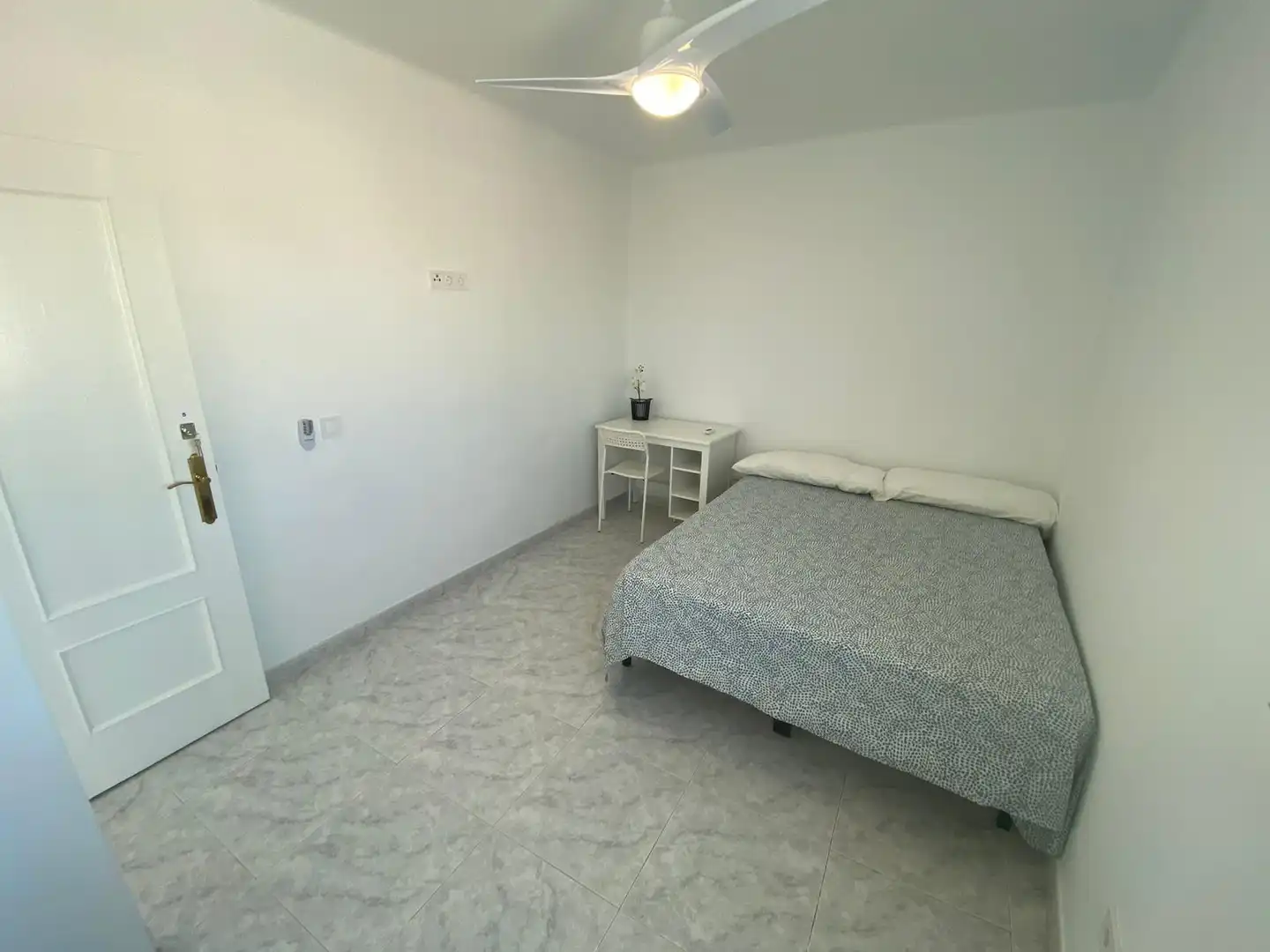 Bedroom of Attic for rent in Madrid  with Heating, Terrace and Furnished