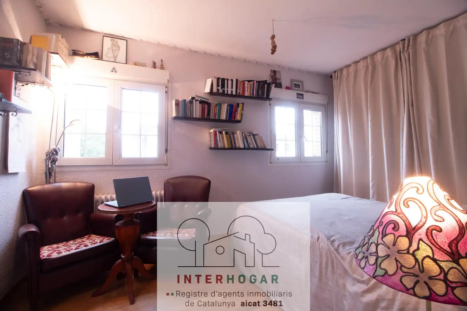 Dormitori de Casa o xalet en venda en Cerdanyola del Vallès