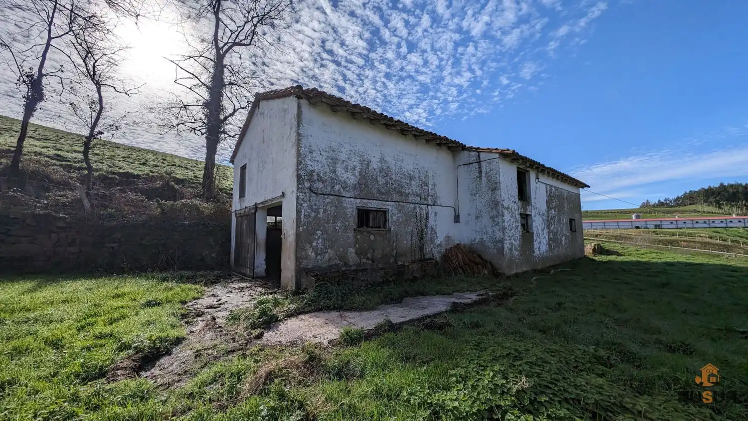 Vista exterior de Finca rústica en venta en San Felices de Buelna