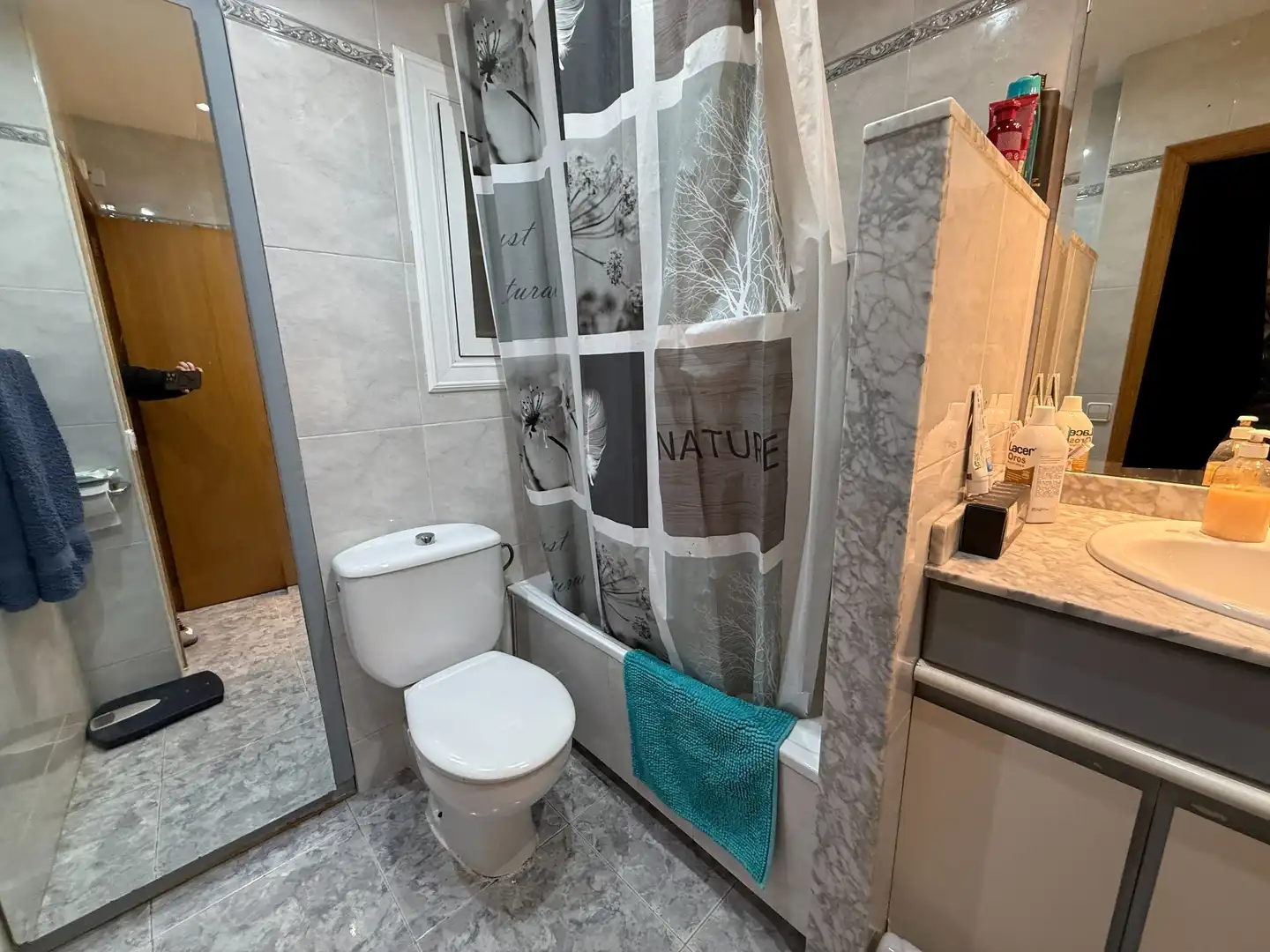 Badezimmer von Wohnung zum Verkauf in Santa Coloma de Gramenet mit Klimaanlage, Heizung und Terrasse