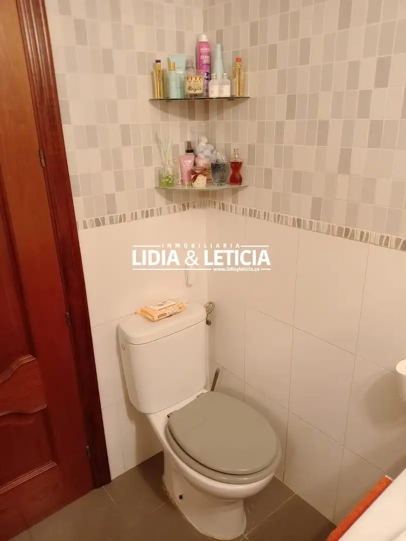 Bany de Pis en venda en Alcalá de Guadaira amb Aire condicionat, Calefacció i Jardí privat