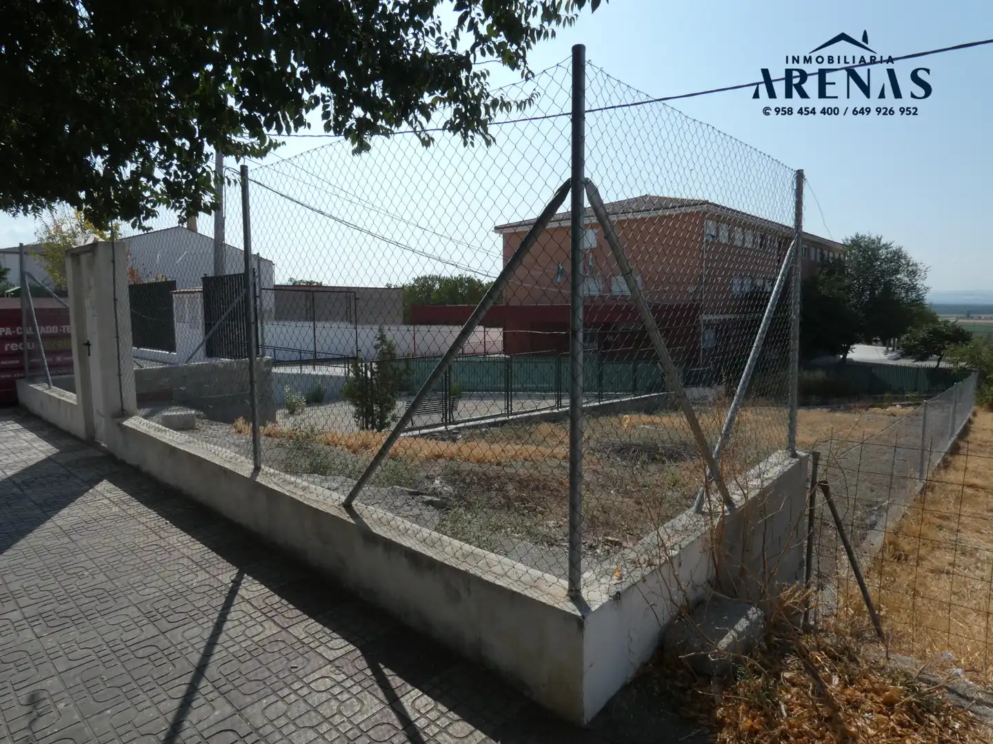Terreny residencial en venda a Pinos Puente