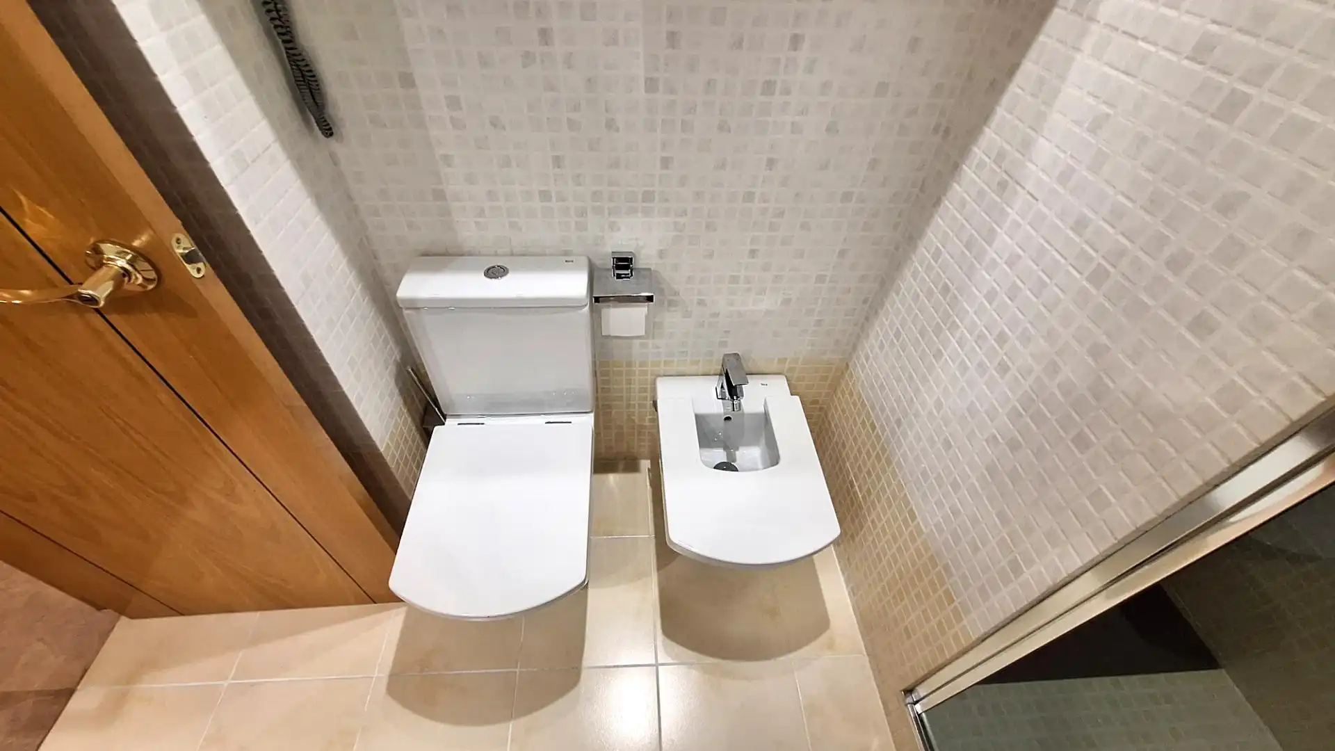 Bathroom of Flat for rent in Valencia  with Heating, Furnished and Balcony