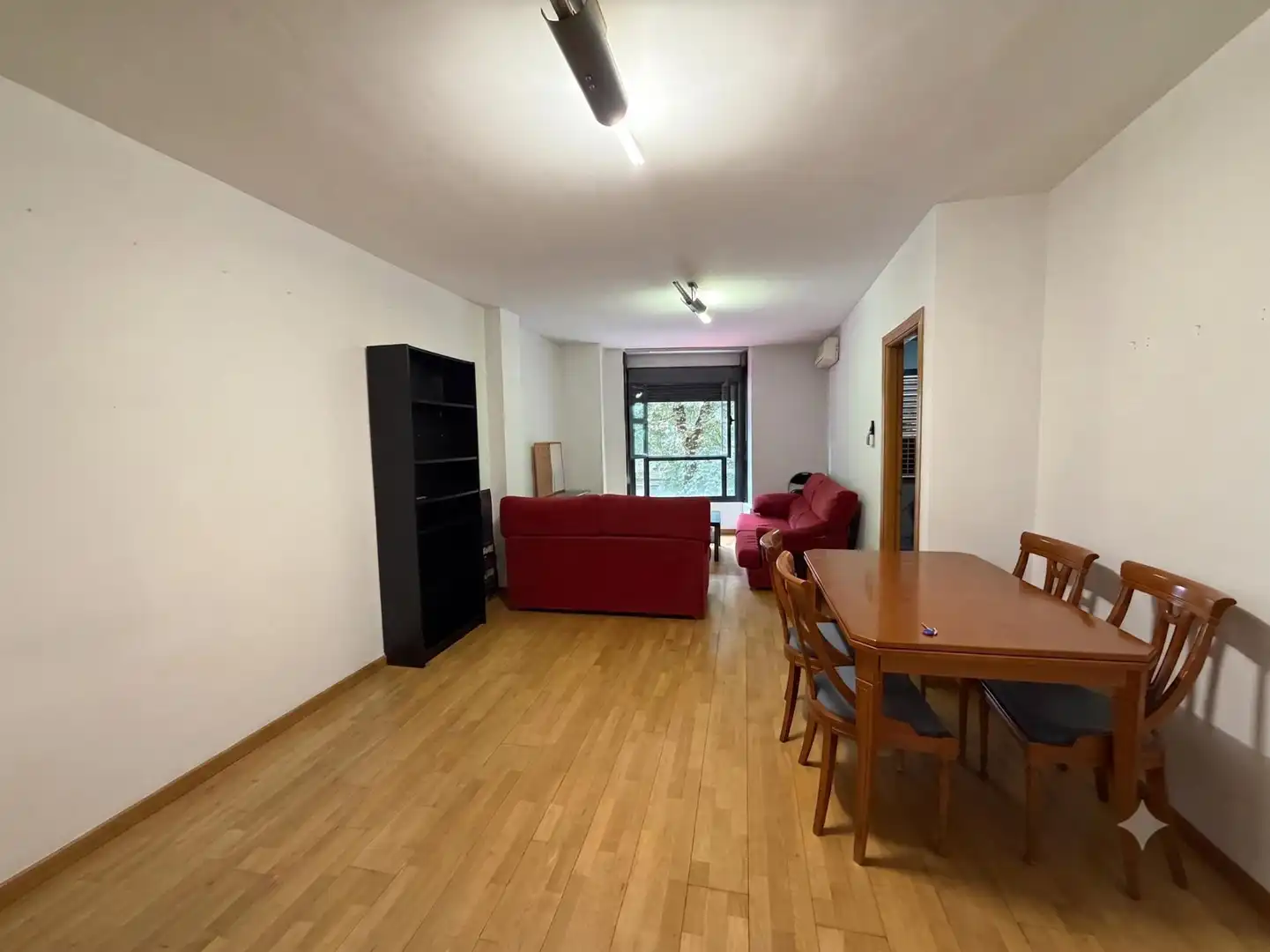 Wohnzimmer von Wohnung zur Miete in Alcalá de Henares mit Klimaanlage, Heizung und Parkett