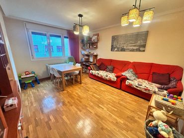 Wohnung mit Aufzug zum Verkauf in Calle LUIS OREJAS CANSECO 5