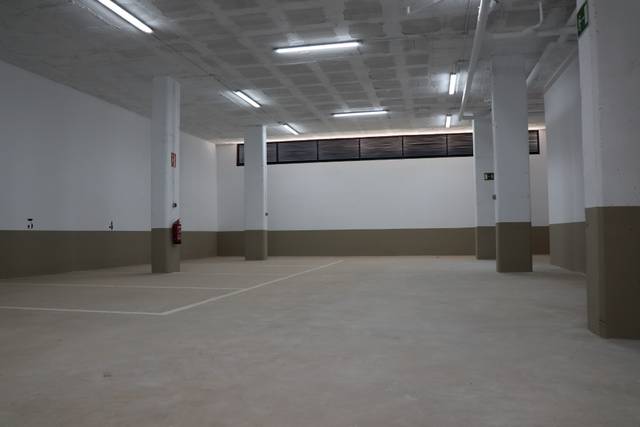 Local comercial en Alquiler en Avinguda del Travalón, 6 en El Travaló - Martínez Valero