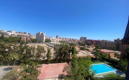 Vista exterior de Pis en venda en Alicante / Alacant amb Terrassa i Piscina