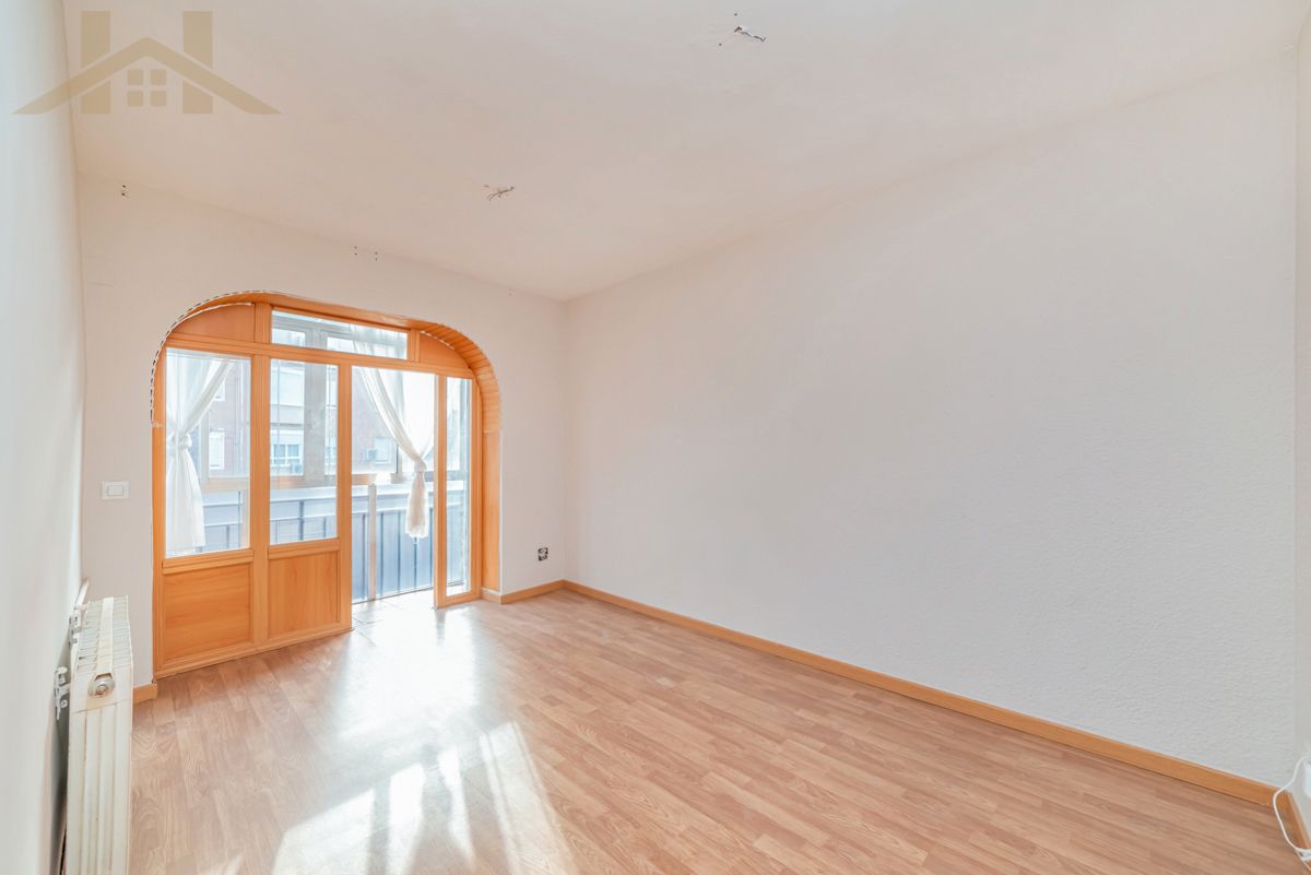 Flat for sale in Boadilla del Monte  with Terrace and Alarm