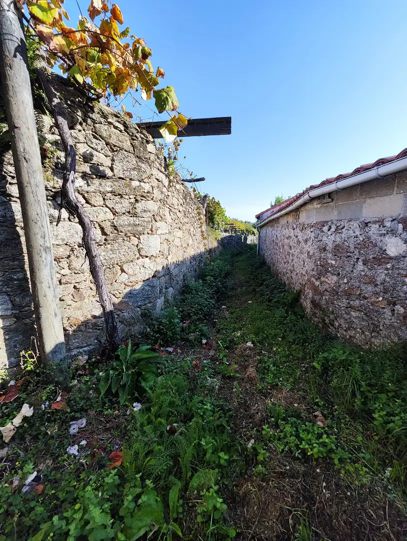 Vista exterior de Casa o xalet en venda en Silleda amb Calefacció, Parquet i Traster