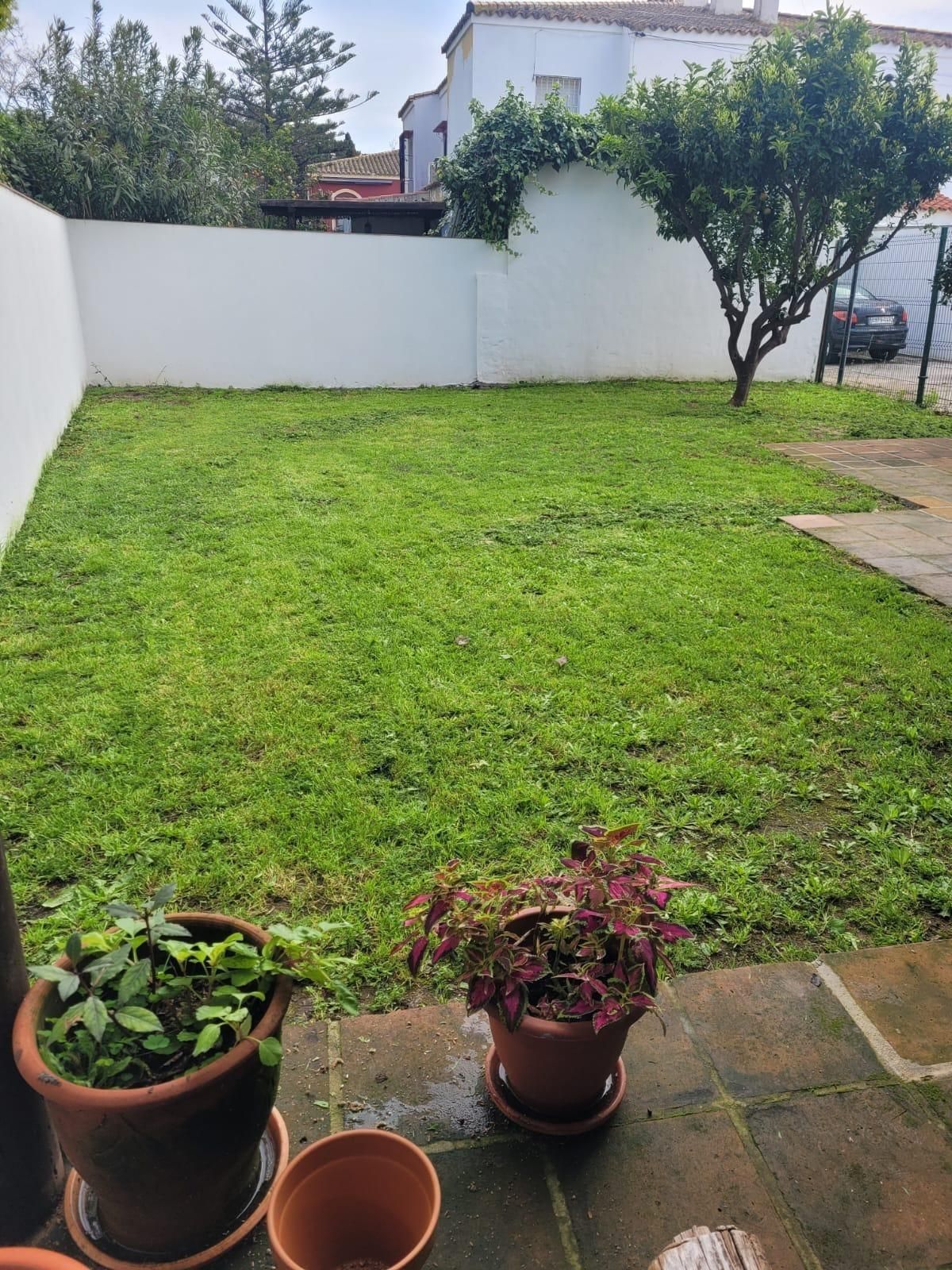Single-family semi-detached for sale in Los Barrios  with Storage room