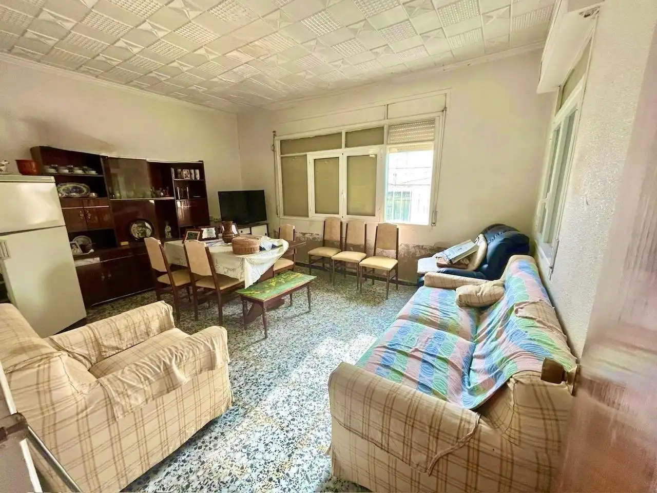Sala d'estar de Casa adosada en venda en Orihuela amb Traster i Balcó
