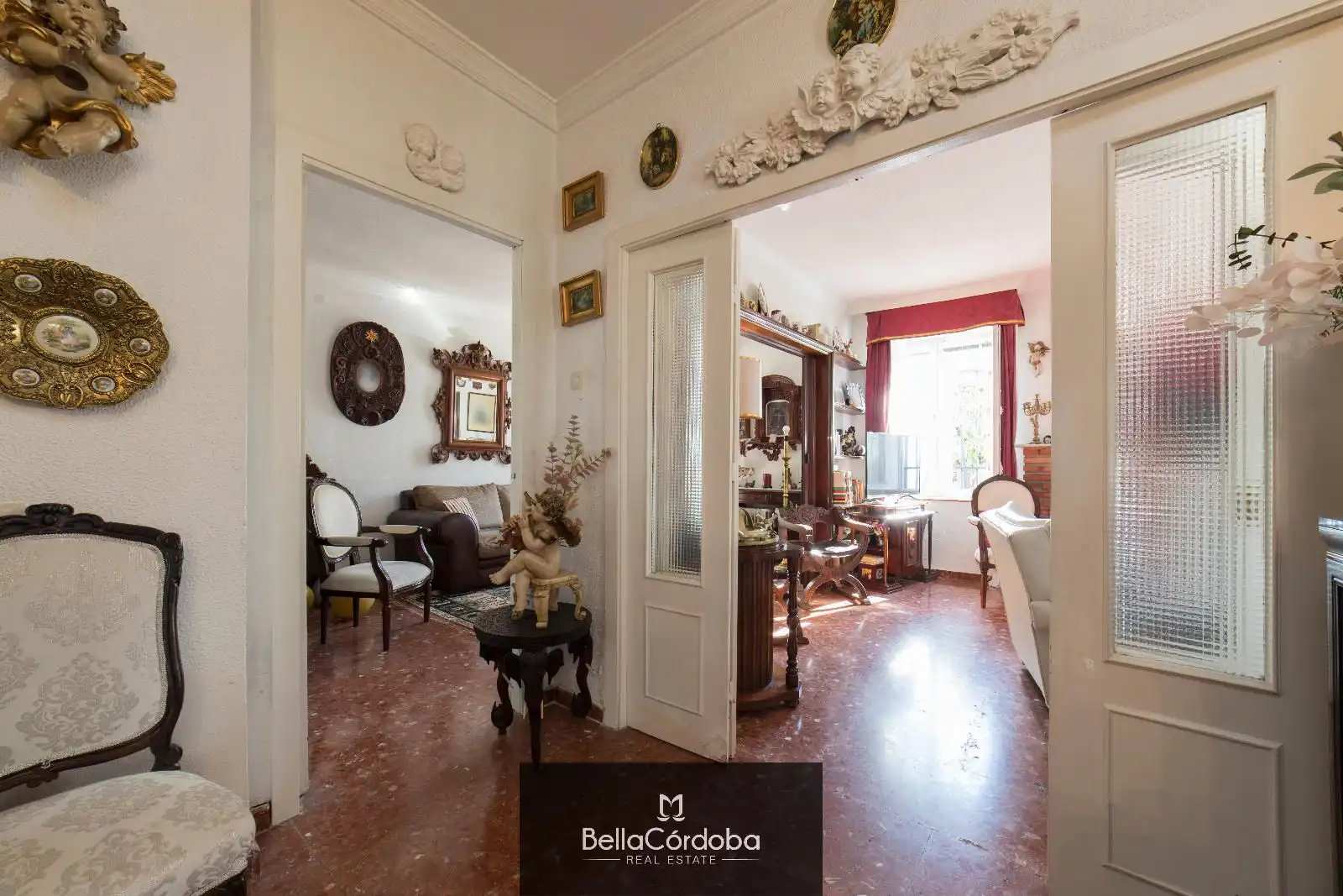 Houses for sale in Córdoba  with Air Conditioner, Heating and Storage room