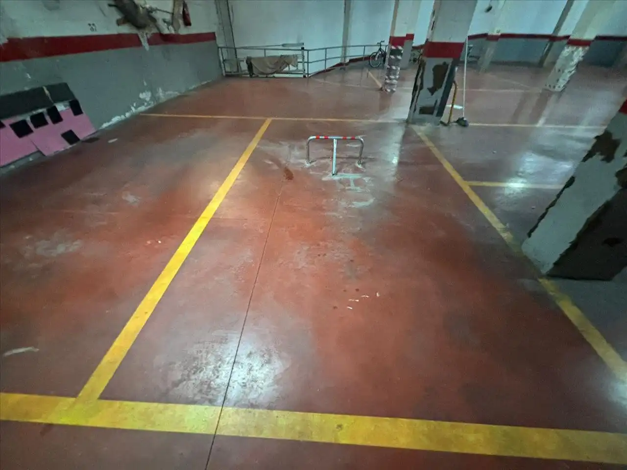 Parkplatz von Garage zum Verkauf in Rubí