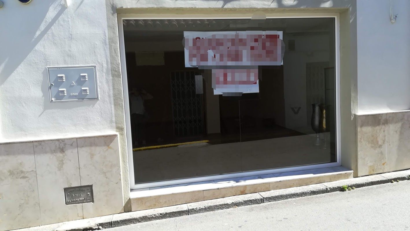 Geschaftsraum zum verkauf in Los Barrios mit Klimaanlage, Terrasse und Alarm