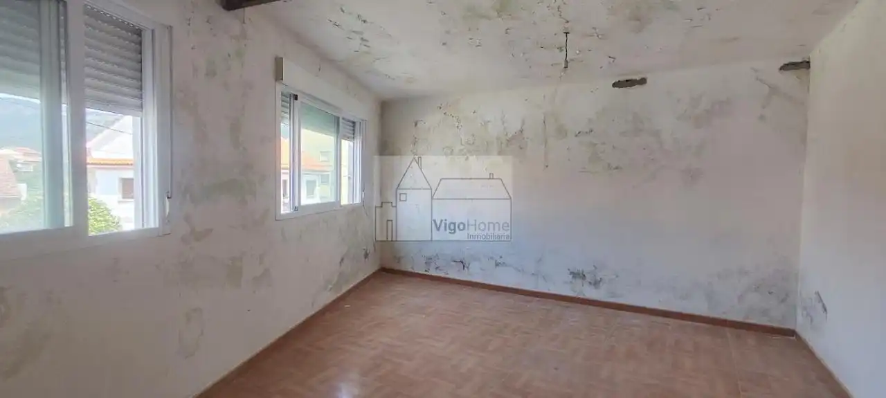 Sala de estar de Casa o chalet en venta en Cangas  con Calefacción, Jardín privado y Terraza